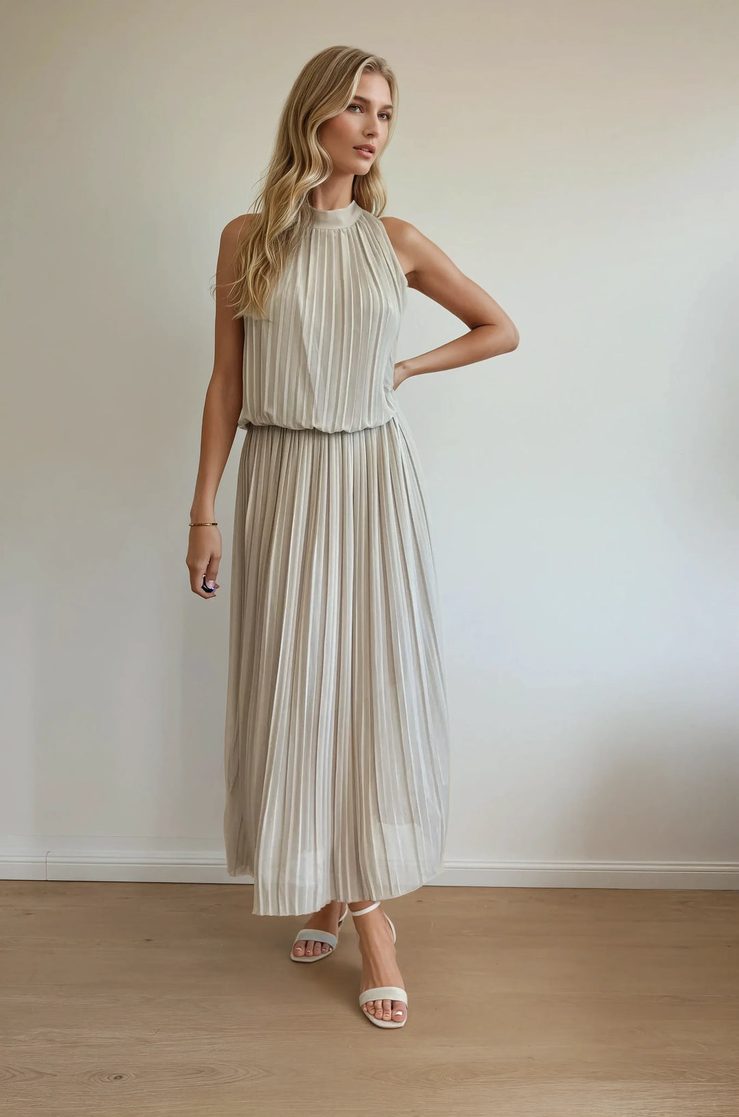 Langes Plissee-Kleid (Beige)