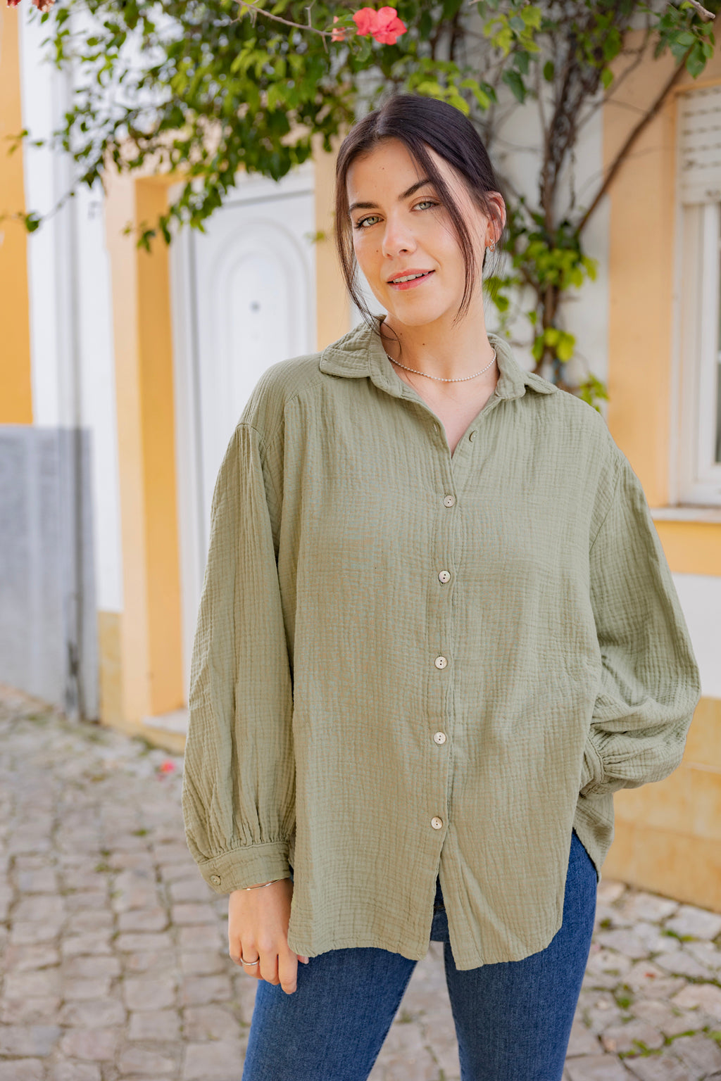 Kurze Musselin Hemdbluse (Salbei)